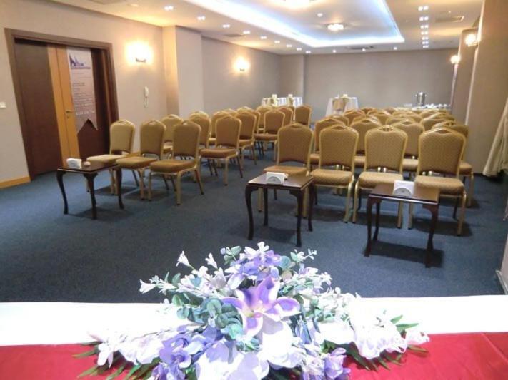 Adanava Hotel Экстерьер фото