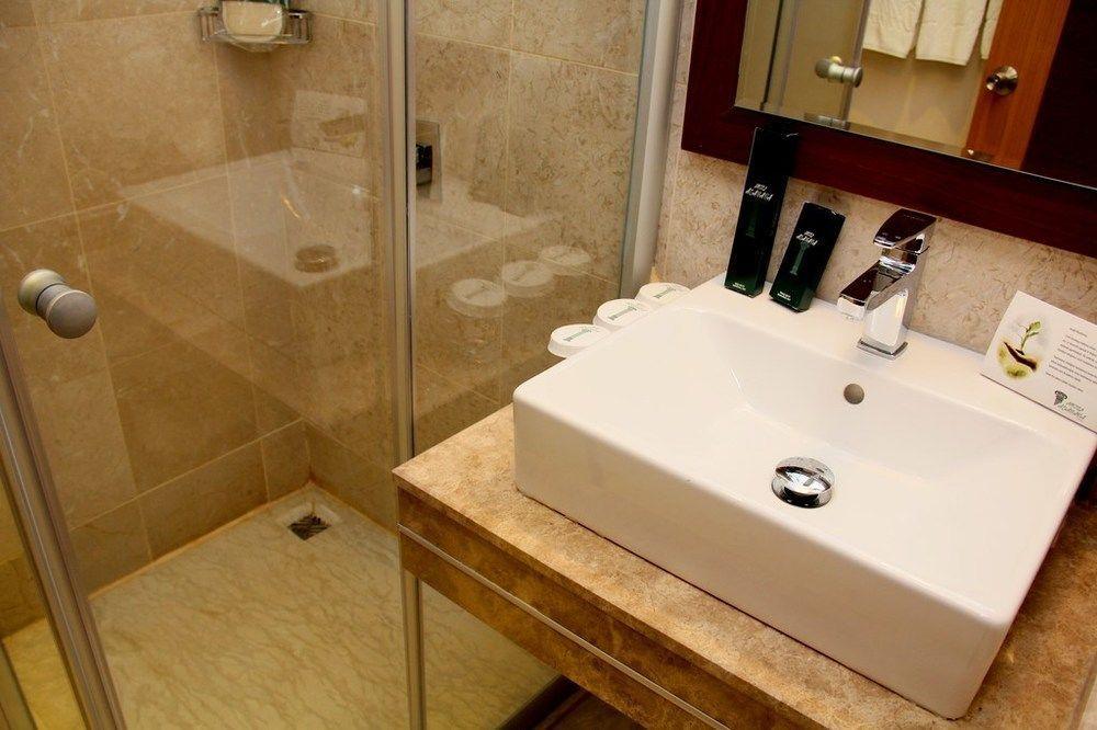 Adanava Hotel Экстерьер фото