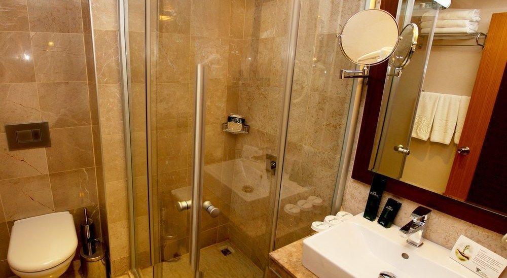 Adanava Hotel Экстерьер фото