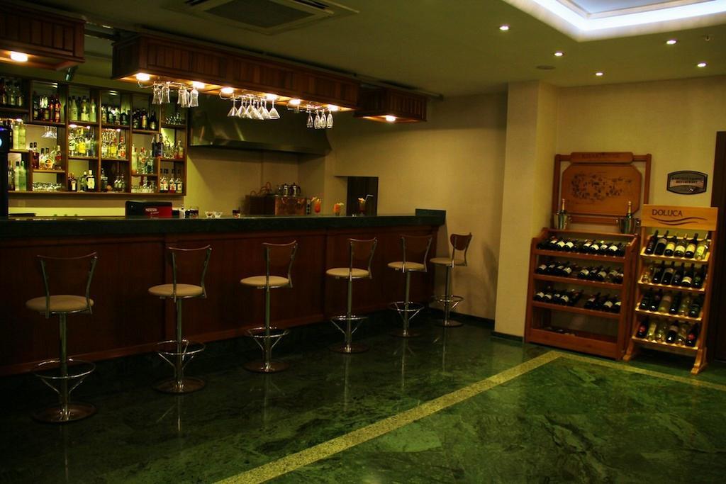 Adanava Hotel Экстерьер фото