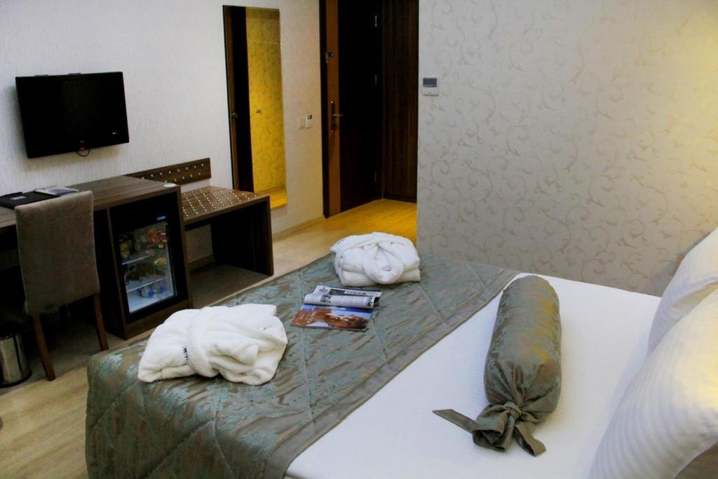 Adanava Hotel Экстерьер фото