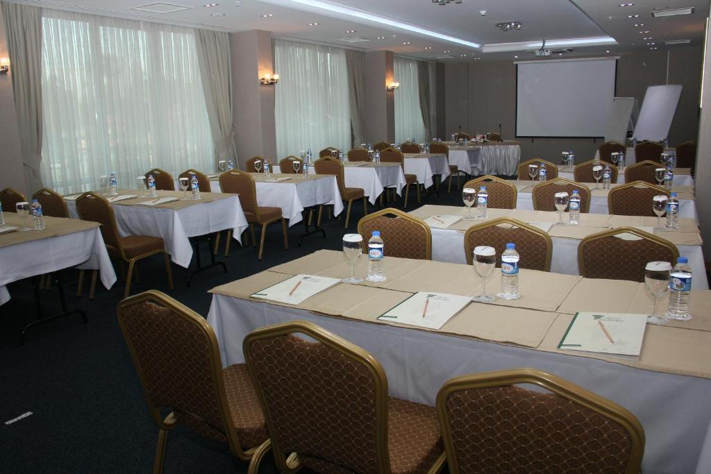 Adanava Hotel Экстерьер фото